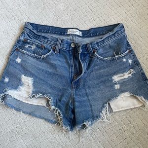 Abercrombie Boyfriend Jean Short